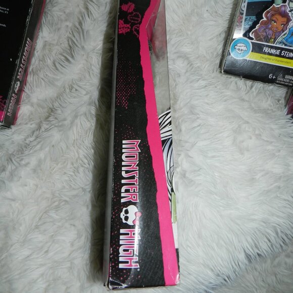 Monster High Frankie Stein Doll Sealed NIB 2015 Mattel🆕FAST😮‍💨⚡🚚 - Picture 7 of 16